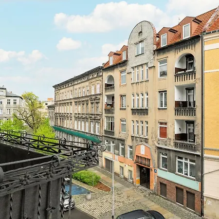 Apartament Kwiatowa Modern Studio In The Center Of By Renters Poznań
