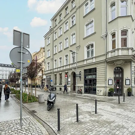 Kwiatowa Modern Studio In The Center Of By Renters Apartament Poznań